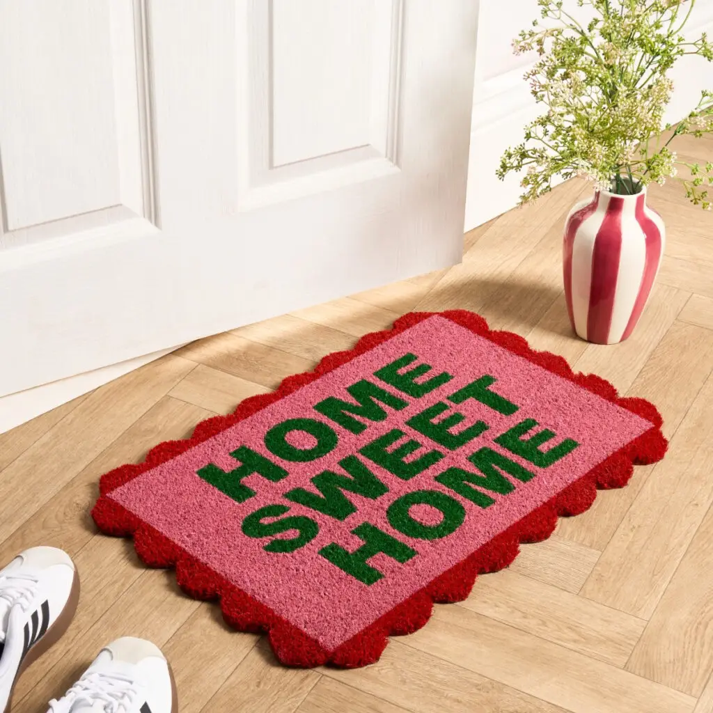 pink and red doormat. dopamine boosting. Home sweet home