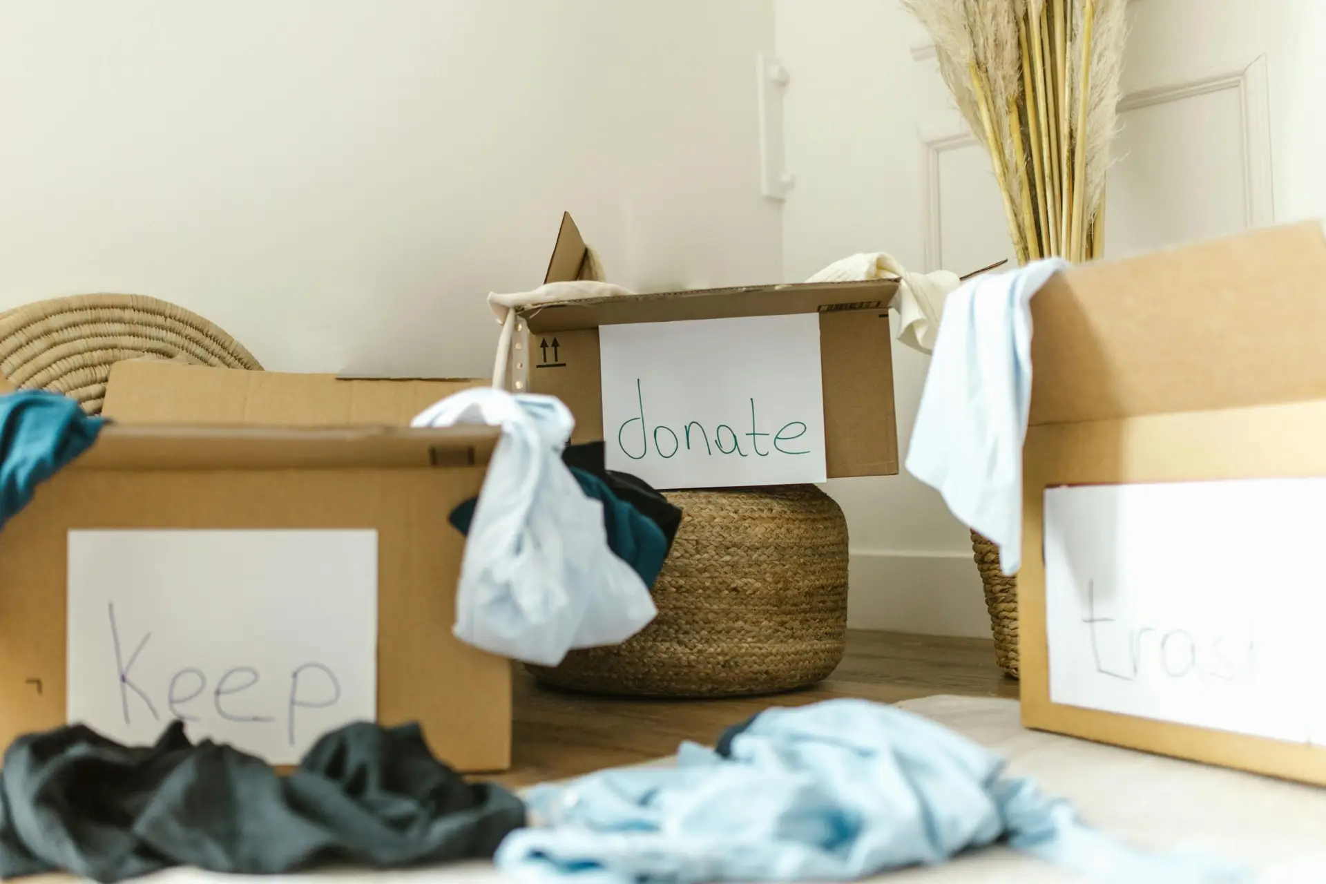 The ADHD Decluttering System For Messy, Overwhelmed Homes - ADHD FINDS ...